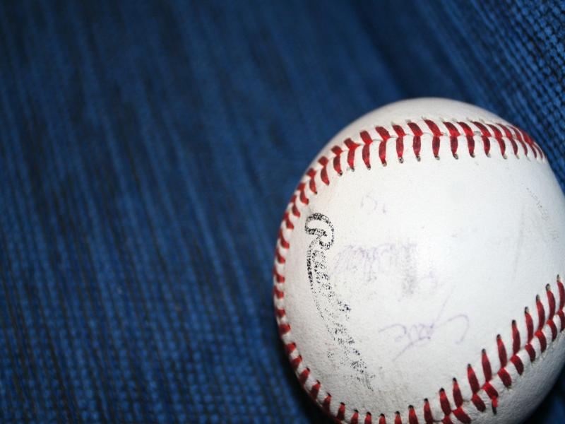 15 Baseball s  FreeCreatives Presentation Backgrounds