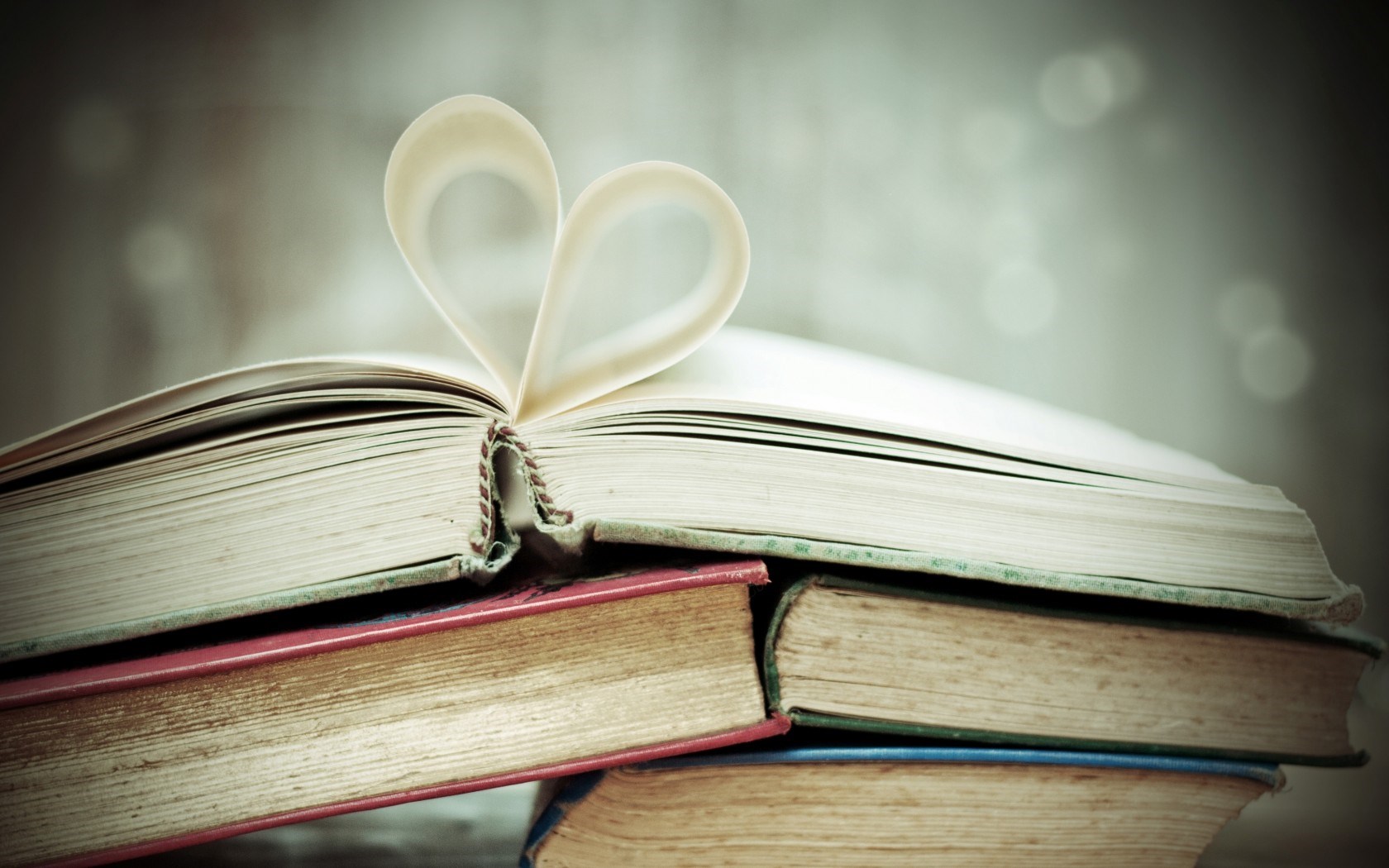 Books Heart Mood Hd Photo